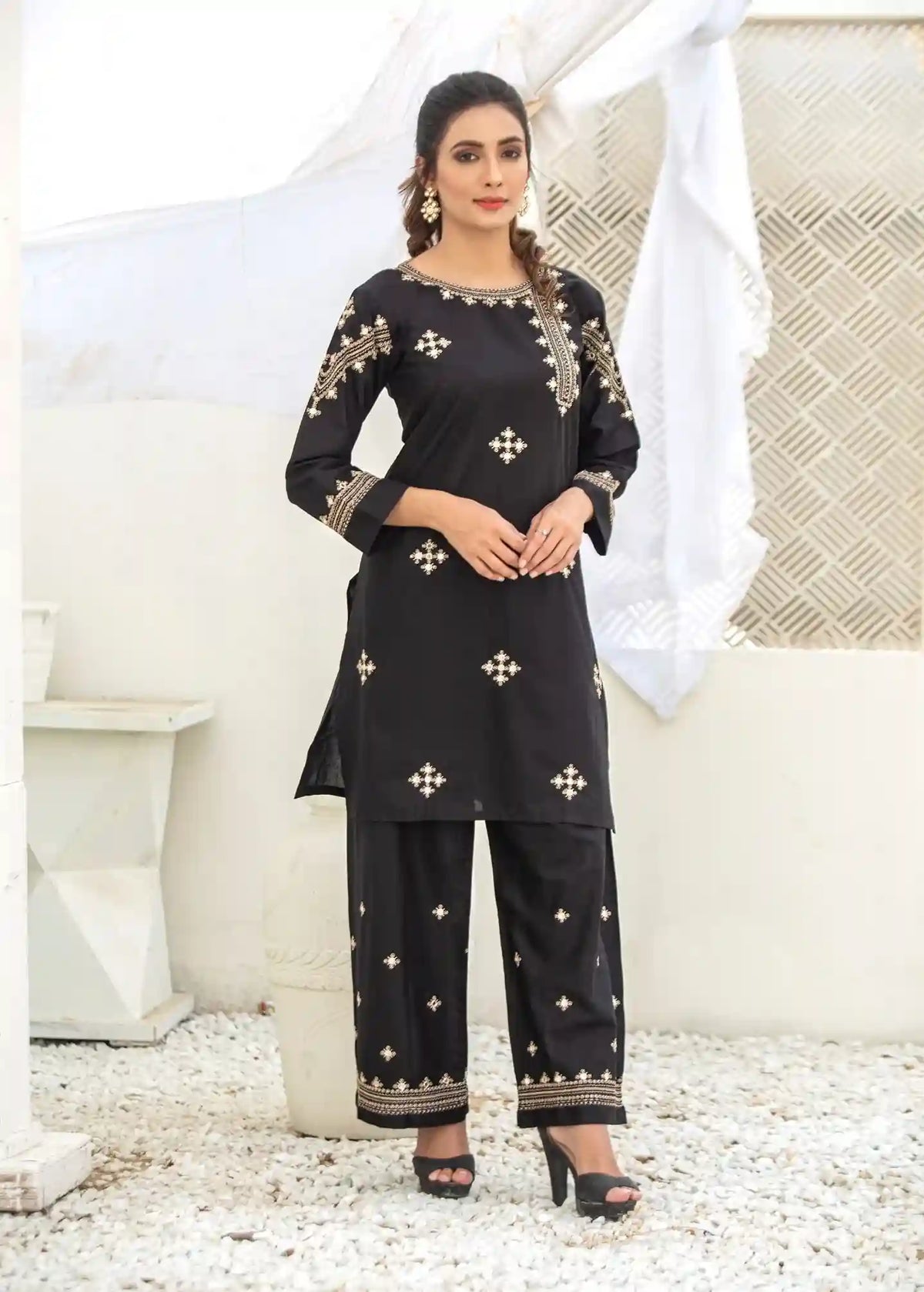Embroidered Cotton Two Piece Art-548